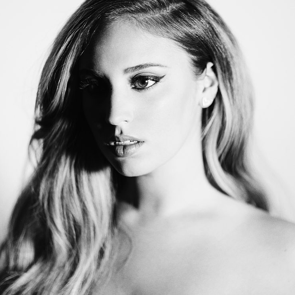 Alina Baraz